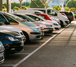 Estacionamento no Taquaral